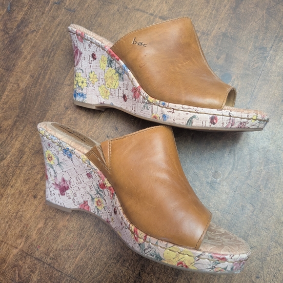 b.o.c. Women's Brown Leather Mules - Picture 3 of 6